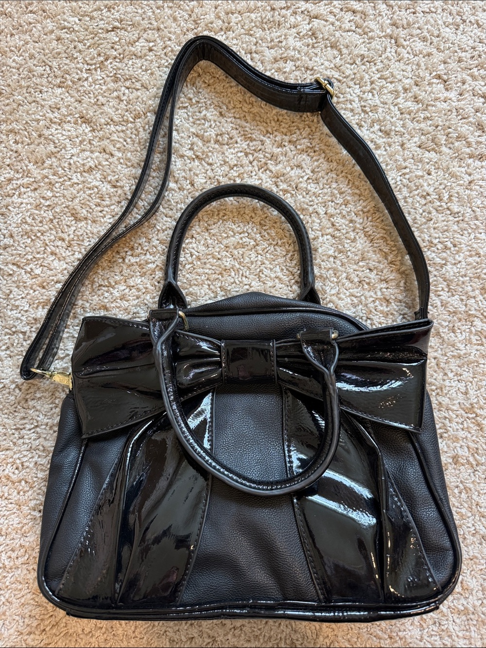 Betsey Johnson Black Patent Bow Accent Women’s Satchel
